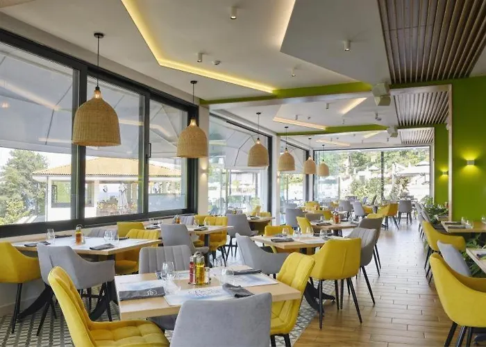 Апартамент Santa Marina, Lovely 1-bedroom *