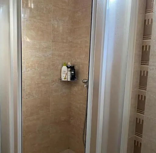 Santa Marina, Lovely 1-bedroom Апартамент *