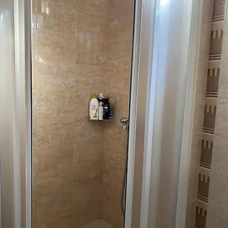 Santa Marina, Lovely 1-bedroom Lägenhet *